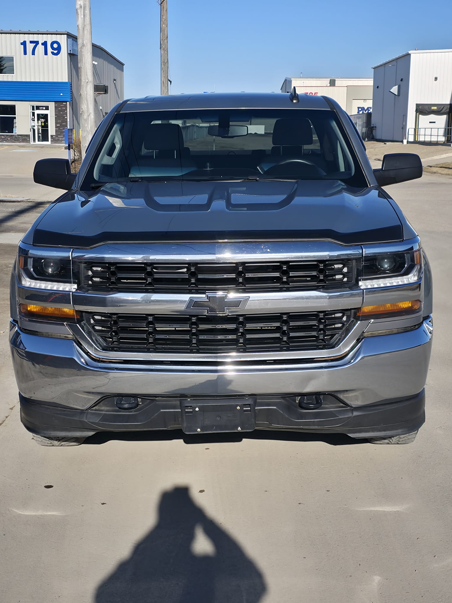 
Chevy Silverado full									