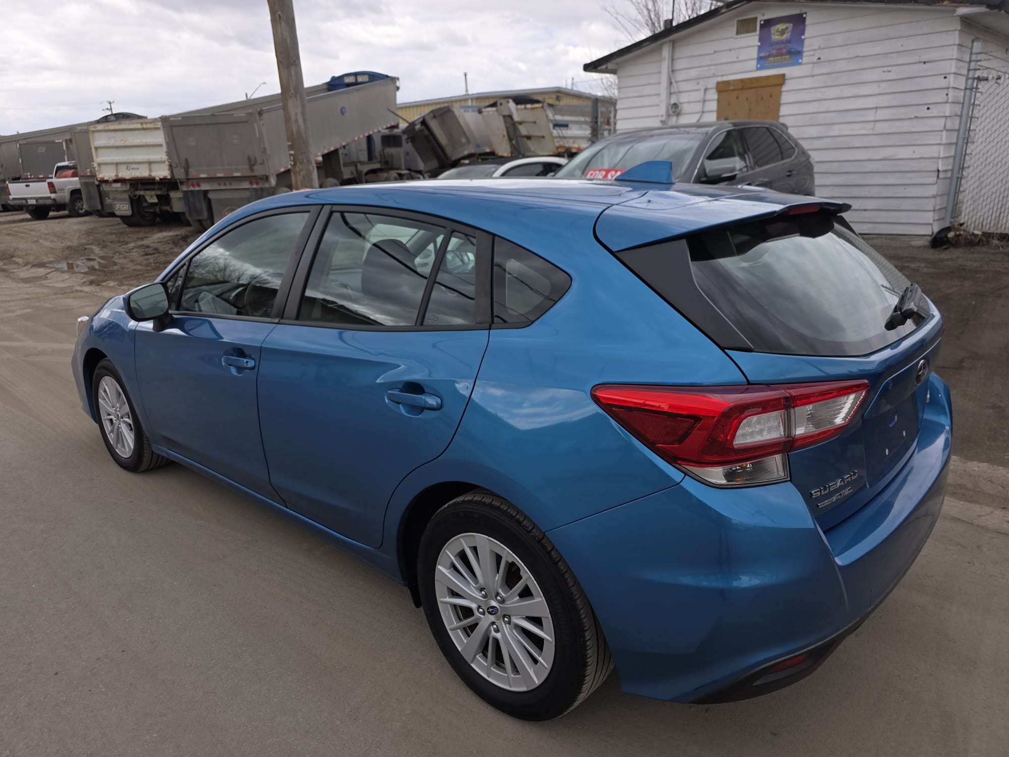 
2018 Subaru Impreza Premium full									