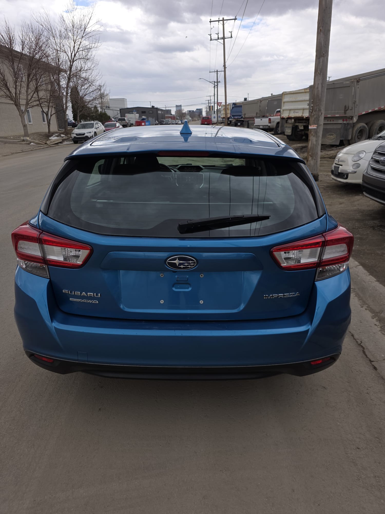 
2018 Subaru Impreza Premium full									