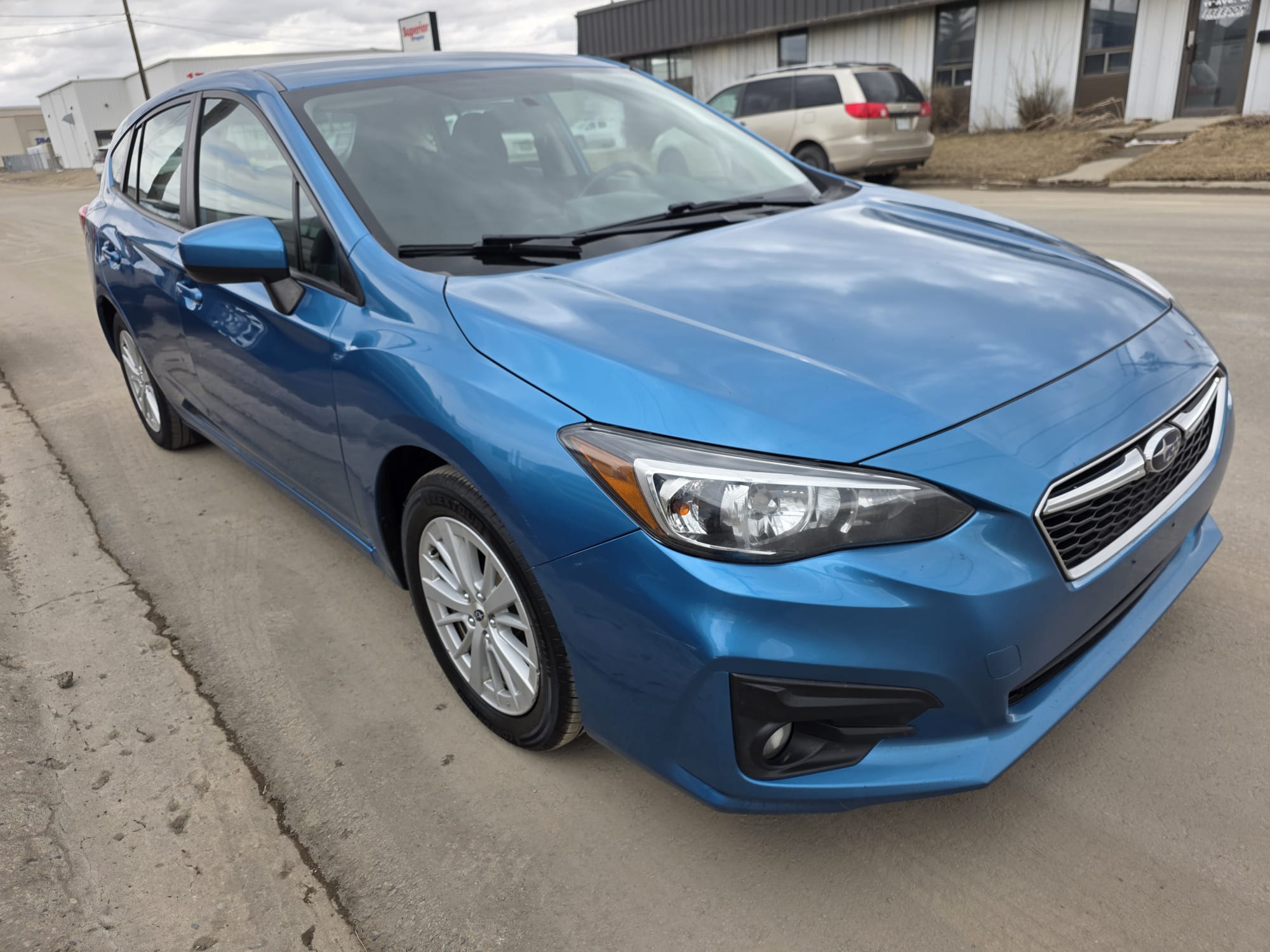 
2018 Subaru Impreza Premium full									