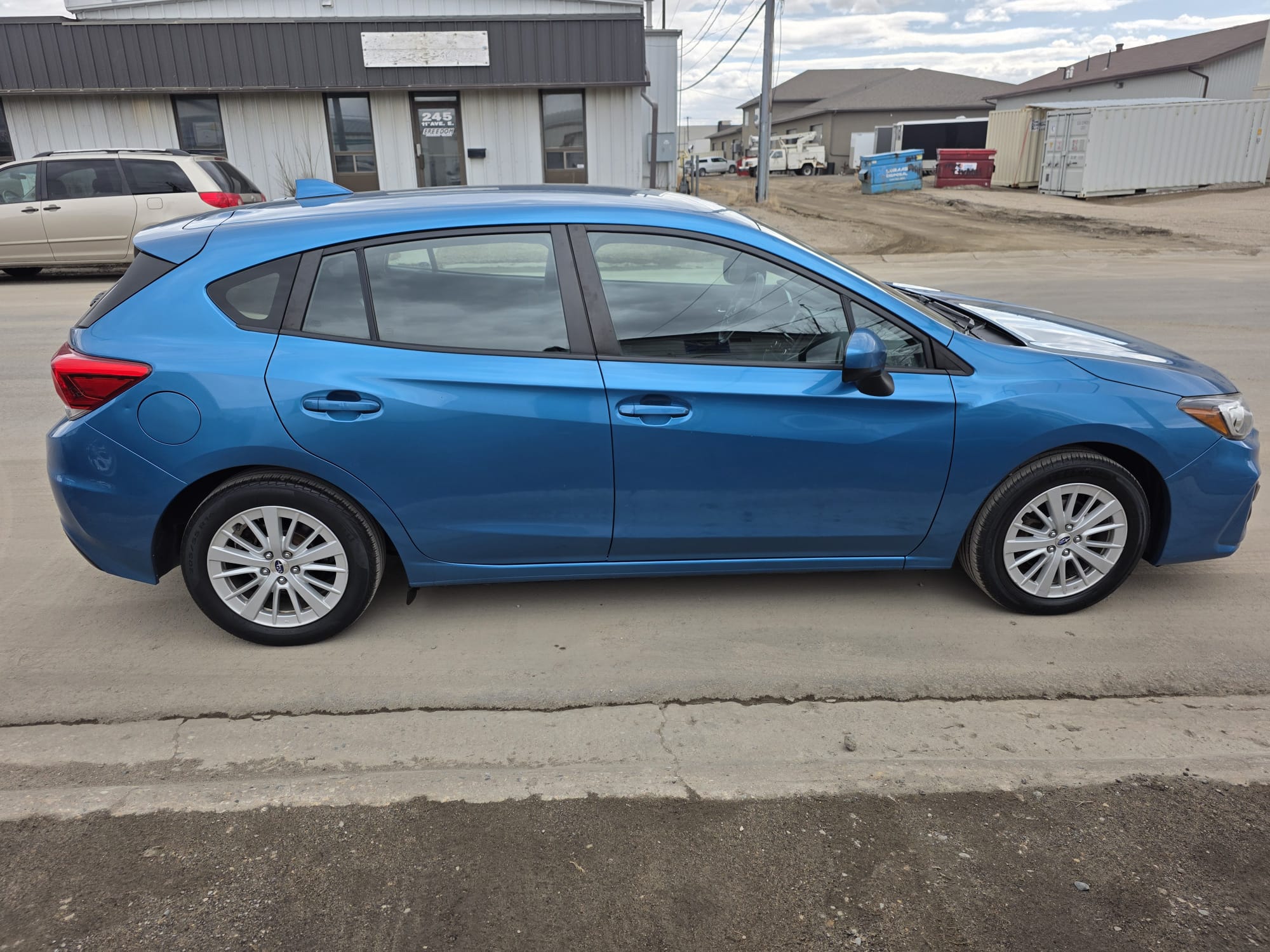 
2018 Subaru Impreza Premium full									